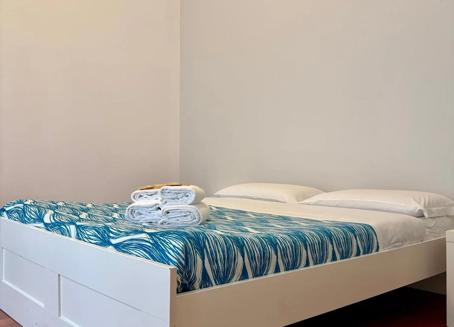 Castelnuovo Rooms #Politeama Palermo