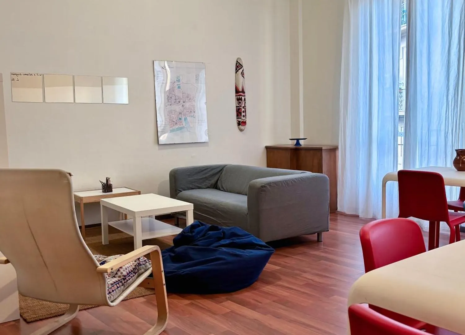 Castelnuovo Rooms #Politeama Palermo Guest house