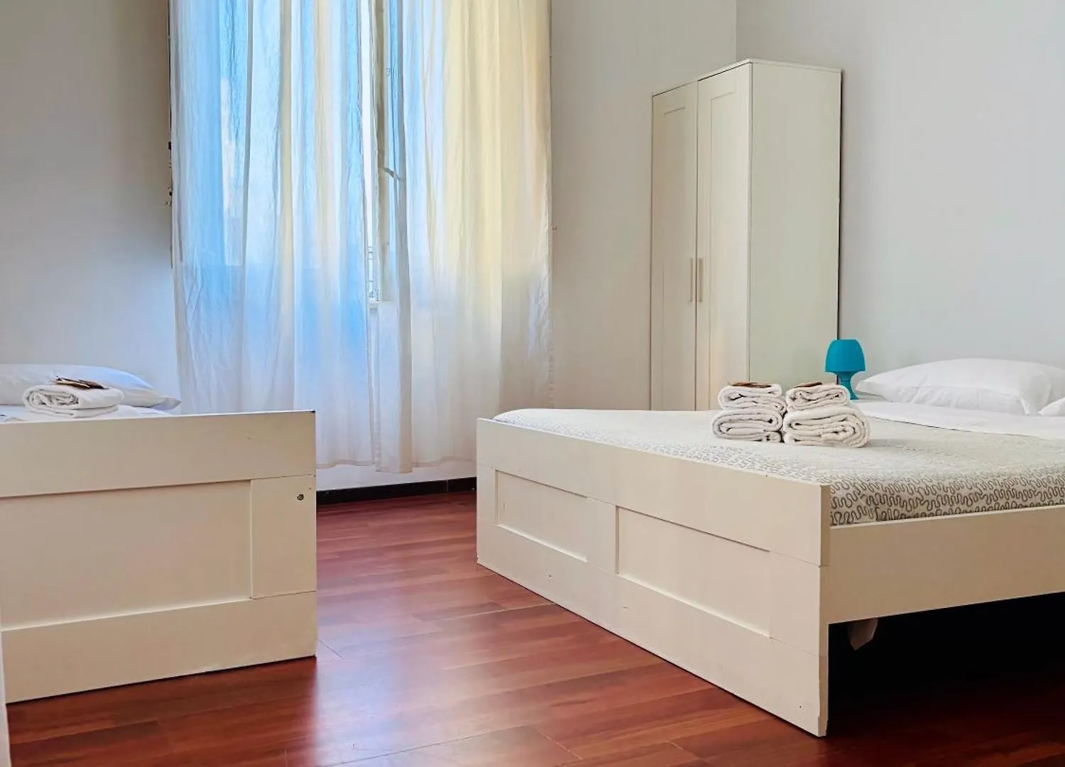 Castelnuovo Rooms #Politeama Palermo